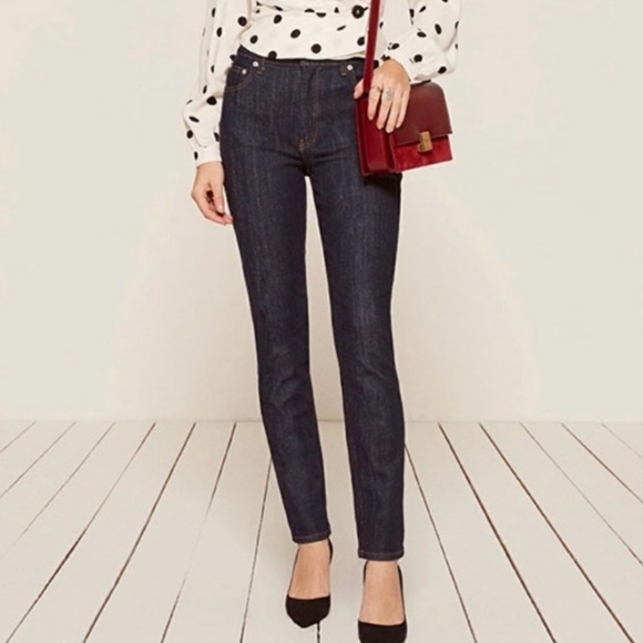 Reformation Hepburn Jeans in Hayes - Picture 2 of 5